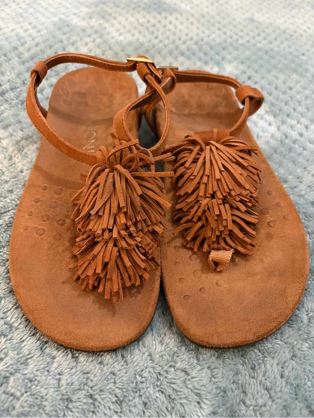 Vionic Orthotic Sosha Suede Fringe Sandals sz 9